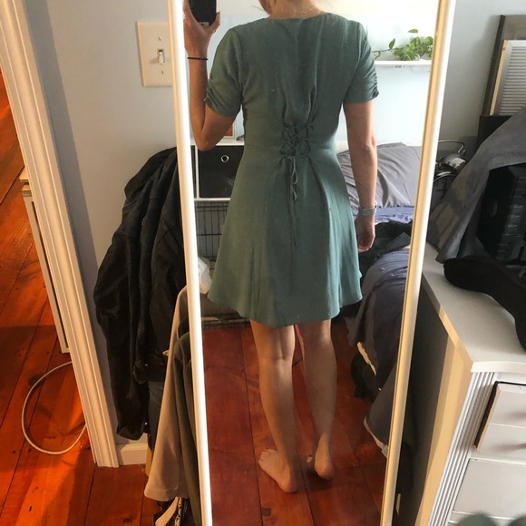 Green dress - Picture 8 of 8